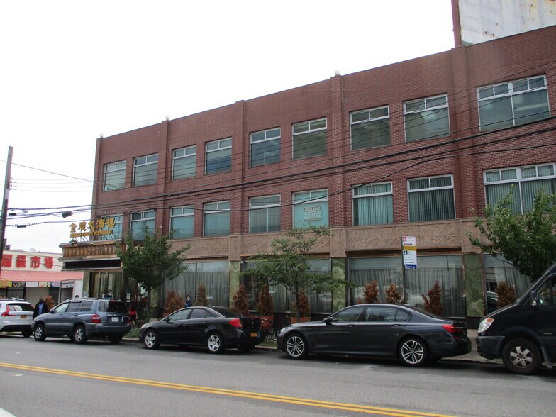 802 64th St, Brooklyn, NY for sale - Building Photo - Image 1 of 1