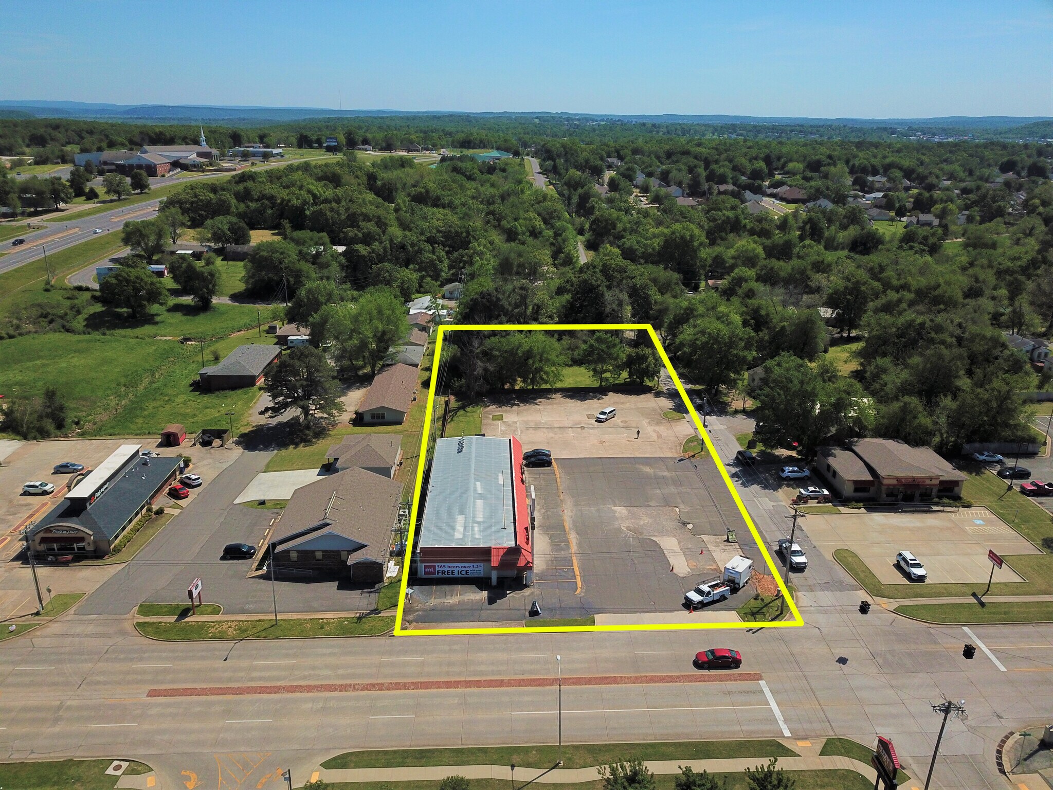902 E Downing St, Tahlequah, OK 74464 1.343 Acres