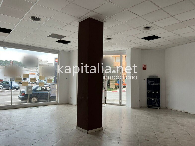 Retail in Ontinyent, Valencia for lease - Building Photo - Image 3 of 7