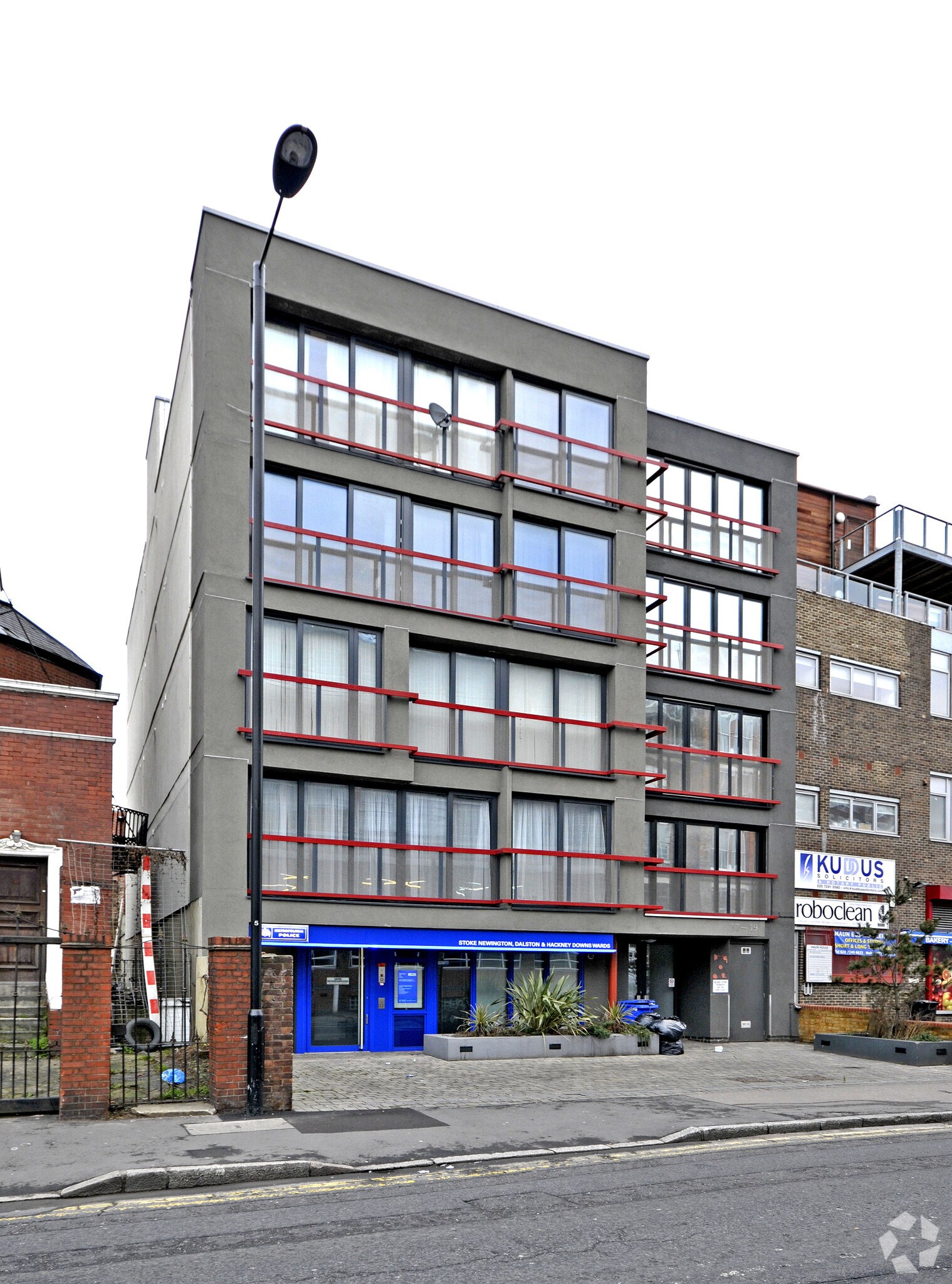 17-19 Shacklewell Ln, London for sale Primary Photo- Image 1 of 1