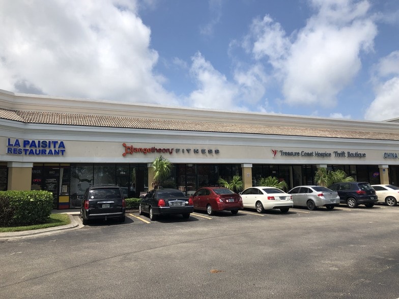 870-912 SW Saint Lucie West Blvd, Port Saint Lucie, FL for lease - Building Photo - Image 3 of 5