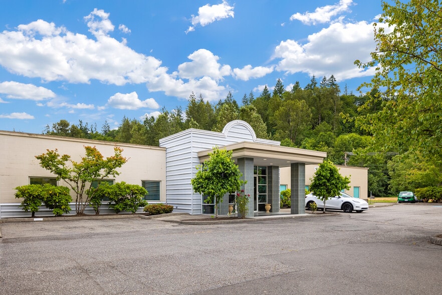 1871 NW Gilman Blvd, Issaquah, WA for lease - Building Photo - Image 2 of 9