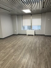 351-355 5th Ave, Pittsburgh, PA for lease Building Photo- Image 2 of 4