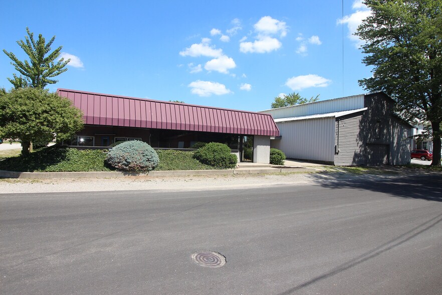 415 W 5th St, Auburn, IN for sale - Primary Photo - Image 1 of 1