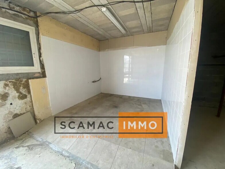 Industrial in Venelles for lease - Building Photo - Image 3 of 4