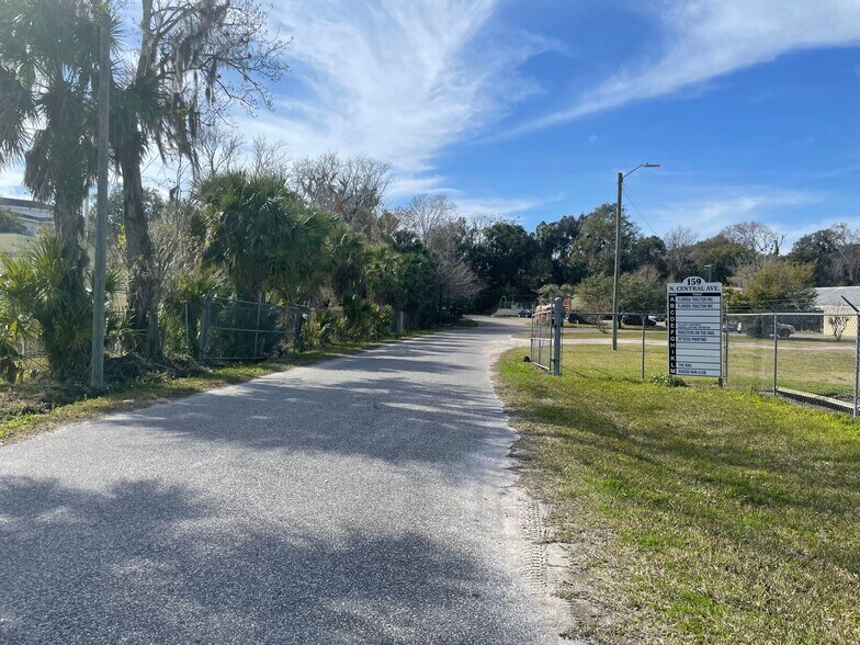 159 N Central Ave, Oviedo, FL for lease - Building Photo - Image 2 of 6