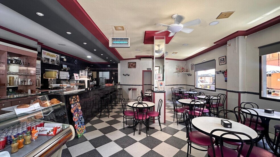 Retail in Carlet for sale - Building Photo - Image 1 of 46