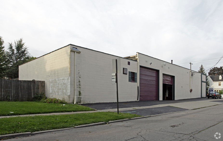 3650 Upton Ave, Toledo, OH for sale - Building Photo - Image 2 of 2