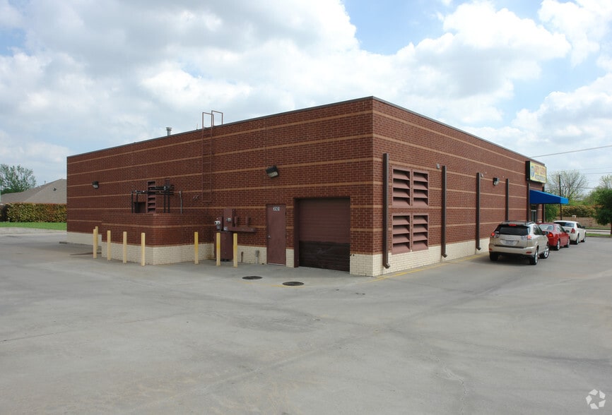 3901 Parker Rd, Plano, TX for sale - Building Photo - Image 2 of 2