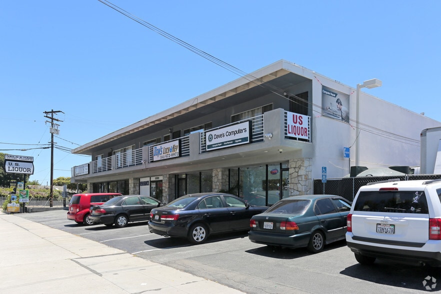 3116-3128 N Los Coyotes Diagonal, Long Beach, CA for sale - Building Photo - Image 2 of 6
