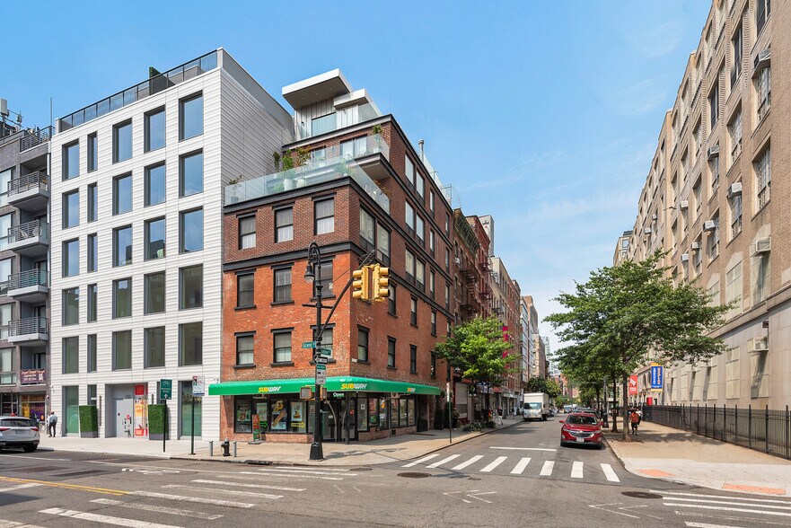 334 Grand St, New York, NY for sale - Building Photo - Image 3 of 27
