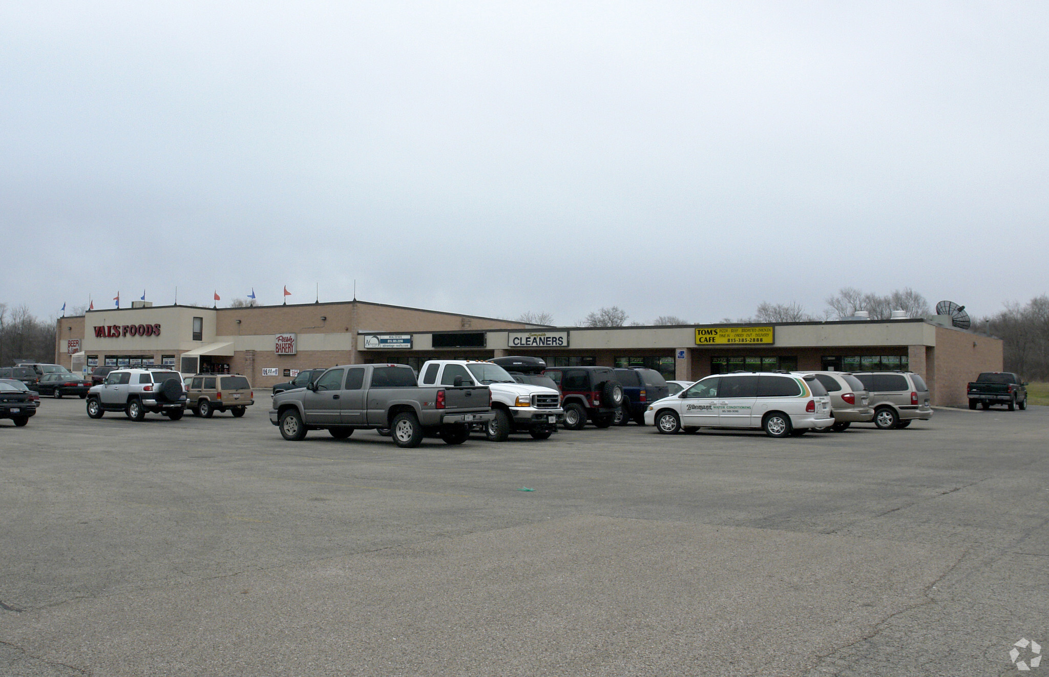 4000 N Johnsburg Rd, McHenry, IL for sale Primary Photo- Image 1 of 1