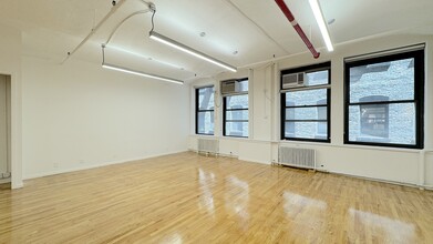 19 W 21st St, New York, NY for lease Interior Photo- Image 1 of 7