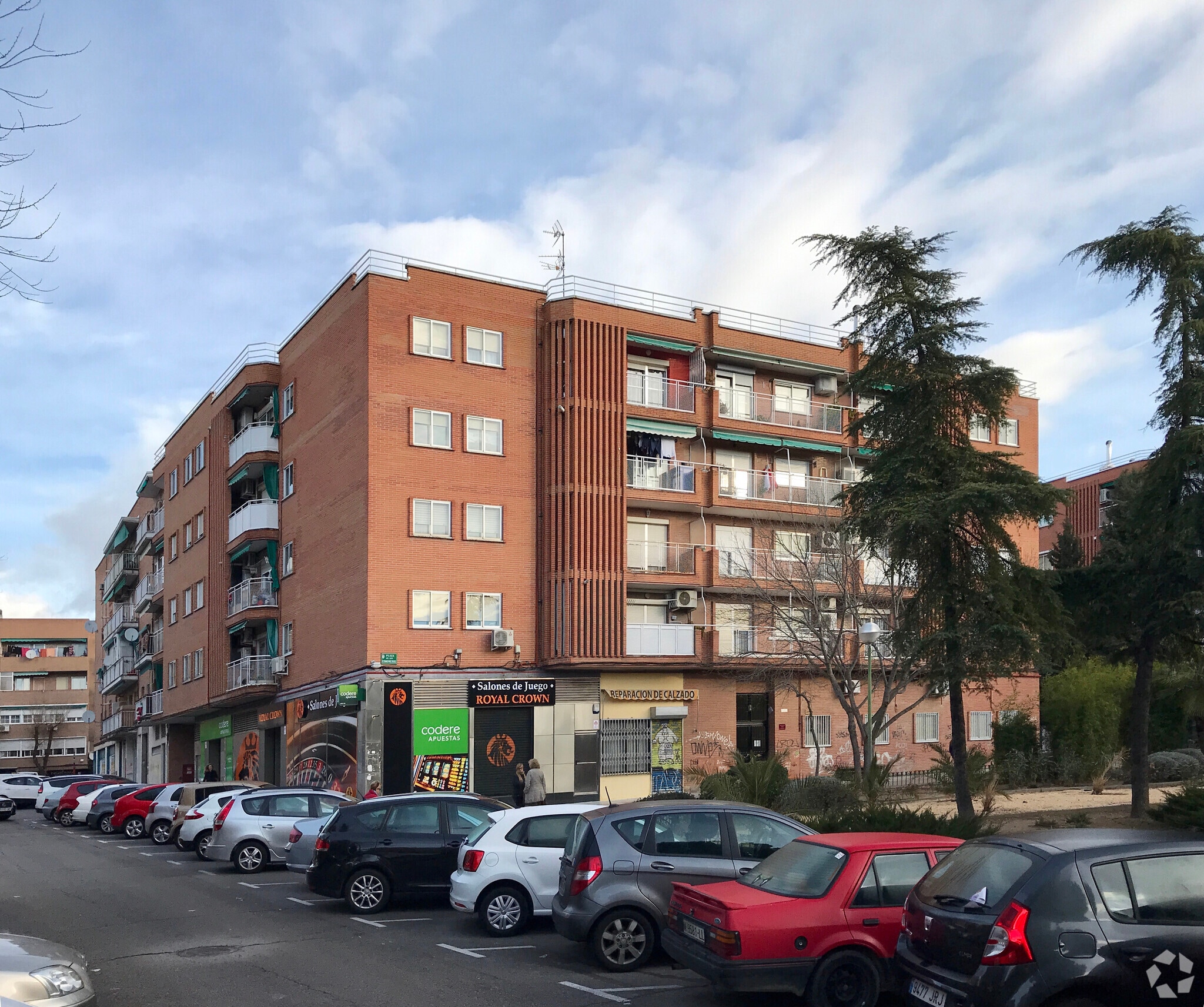 Multifamily in Coslada, Madrid for sale Primary Photo- Image 1 of 4