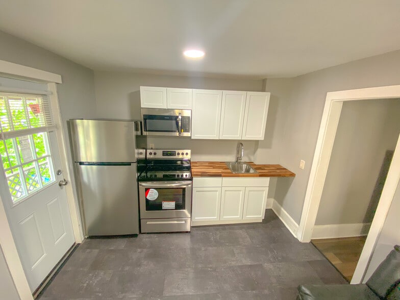 41 1/2 Fayette St, Binghamton, NY for sale - Building Photo - Image 2 of 10