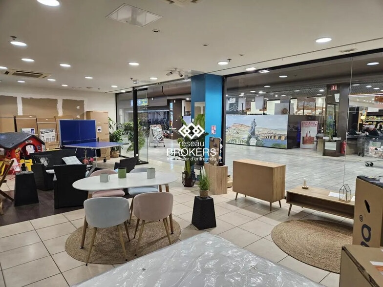 Retail in Mâcon for lease - Interior Photo - Image 3 of 6