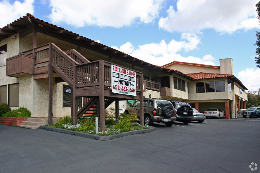 9958-9960 Campo Rd, Spring Valley, CA for lease - Building Photo - Image 2 of 12