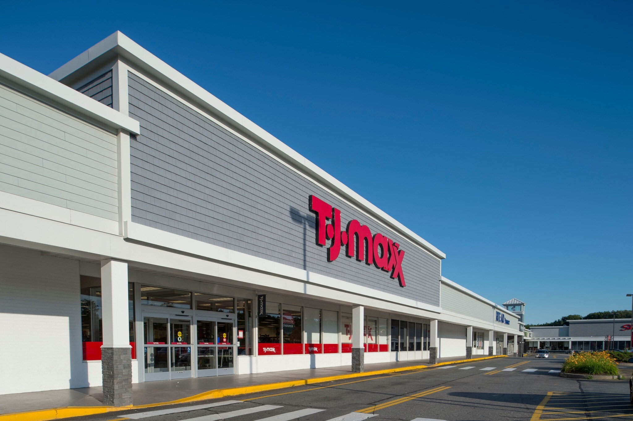 624 W Main St, Norwich, CT for lease Building Photo- Image 1 of 8