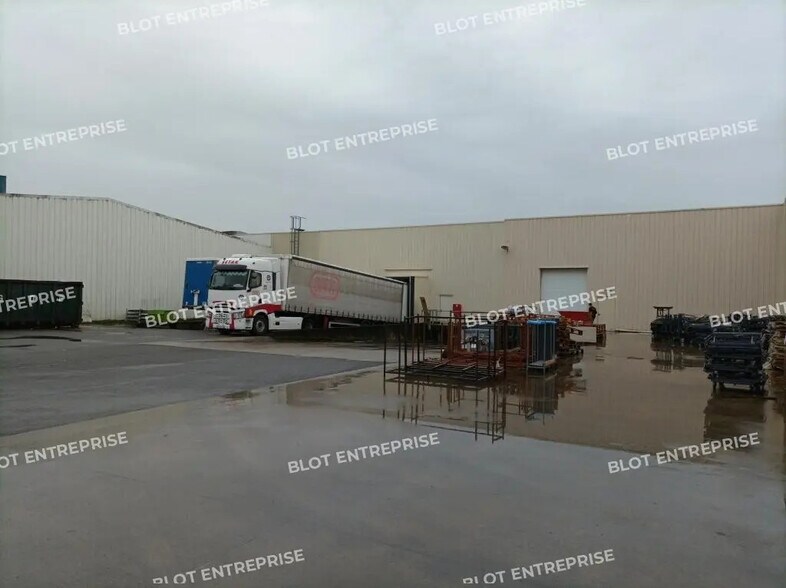 Flex in Nantes for lease - Building Photo - Image 2 of 13