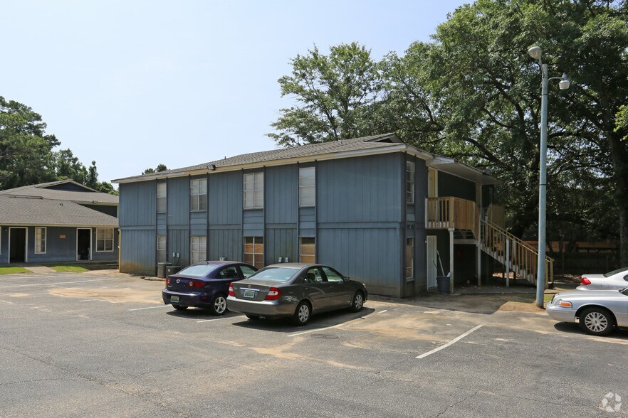 207 Hillcrest Rd, Mobile, AL for sale - Primary Photo - Image 1 of 1