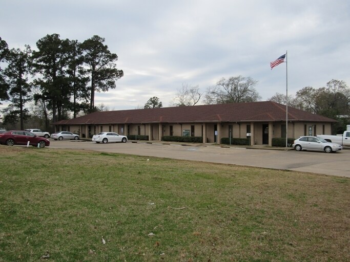 1520 E Denman Ave, Lufkin, TX 75901