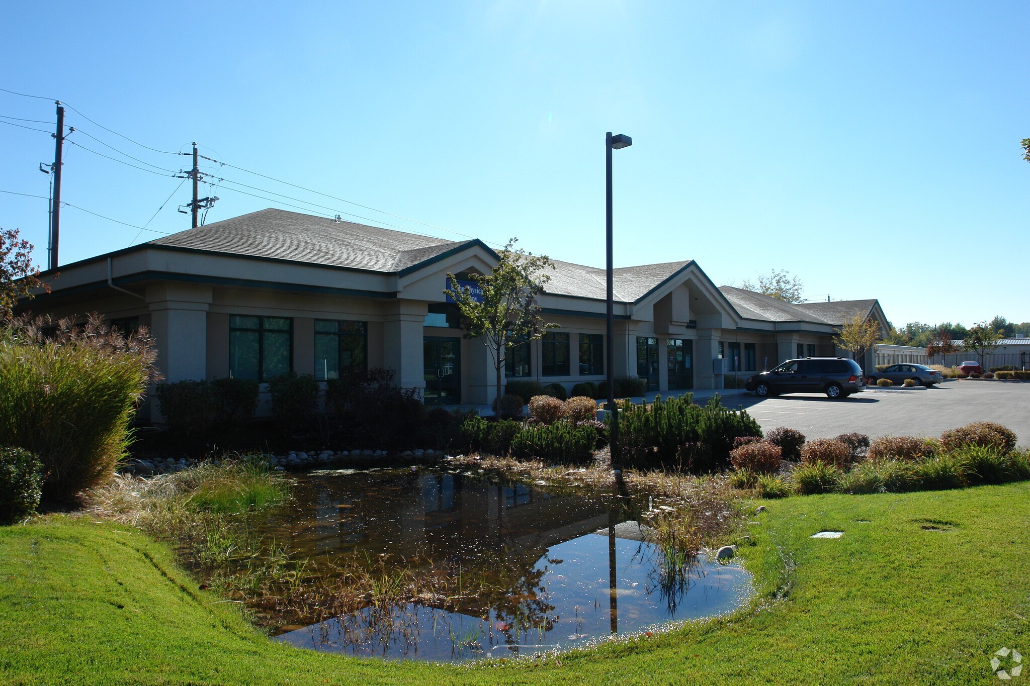 1175 E Parkcenter Blvd, Boise, ID for sale Primary Photo- Image 1 of 1