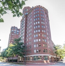 10 Rogers St, Cambridge, MA for lease Building Photo- Image 2 of 2