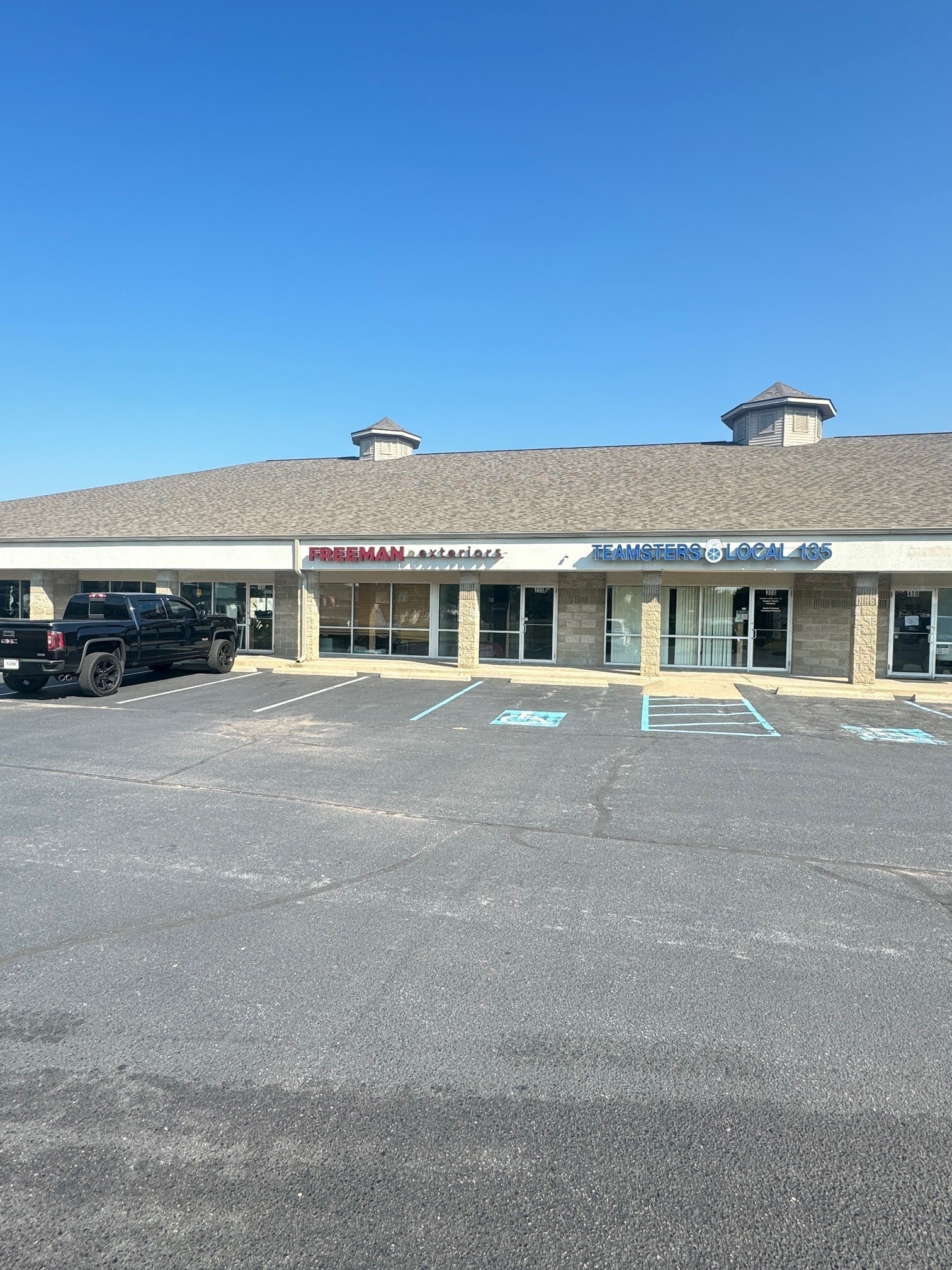 2529 Schuyler Ave, Lafayette, IN for lease Building Photo- Image 1 of 6