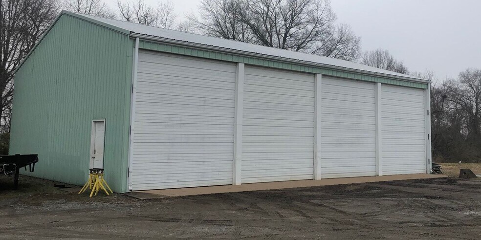 4901 Summit Bridge Rd, Middletown, DE for lease - Building Photo - Image 2 of 4