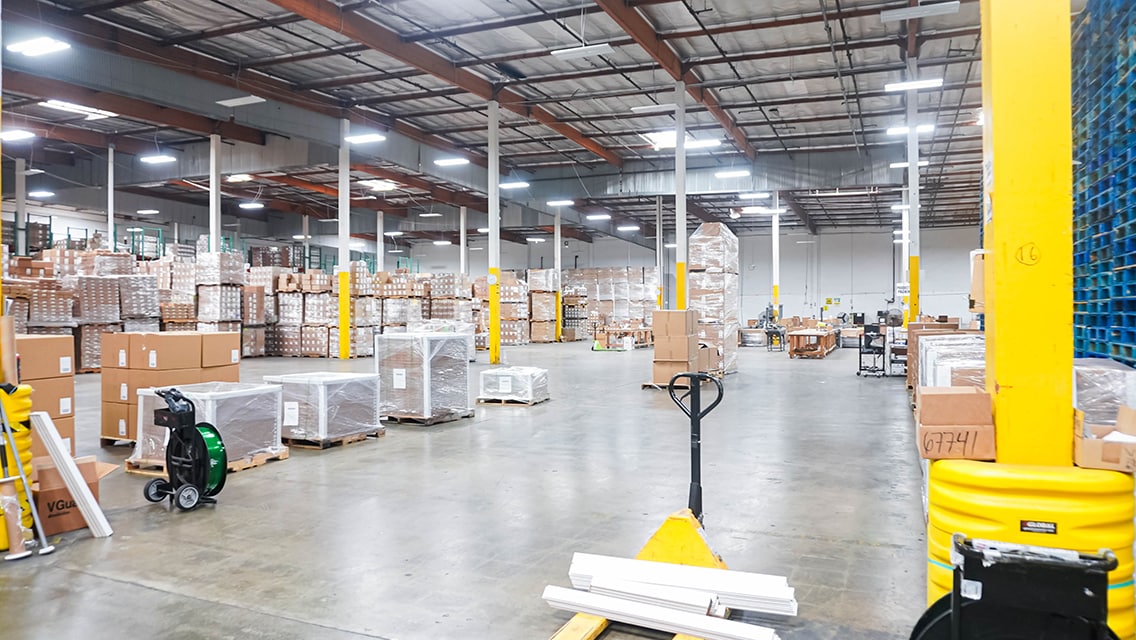 6120-6140 Peachtree St, Commerce, CA for lease Interior Photo- Image 1 of 6