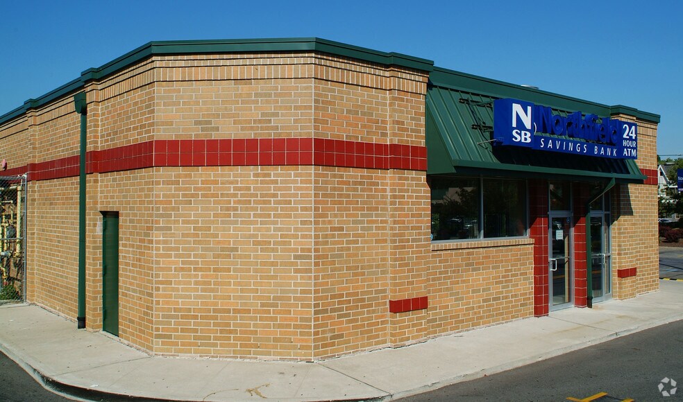 6400 Amboy Rd, Staten Island, NY 10309 Amboy Plaza