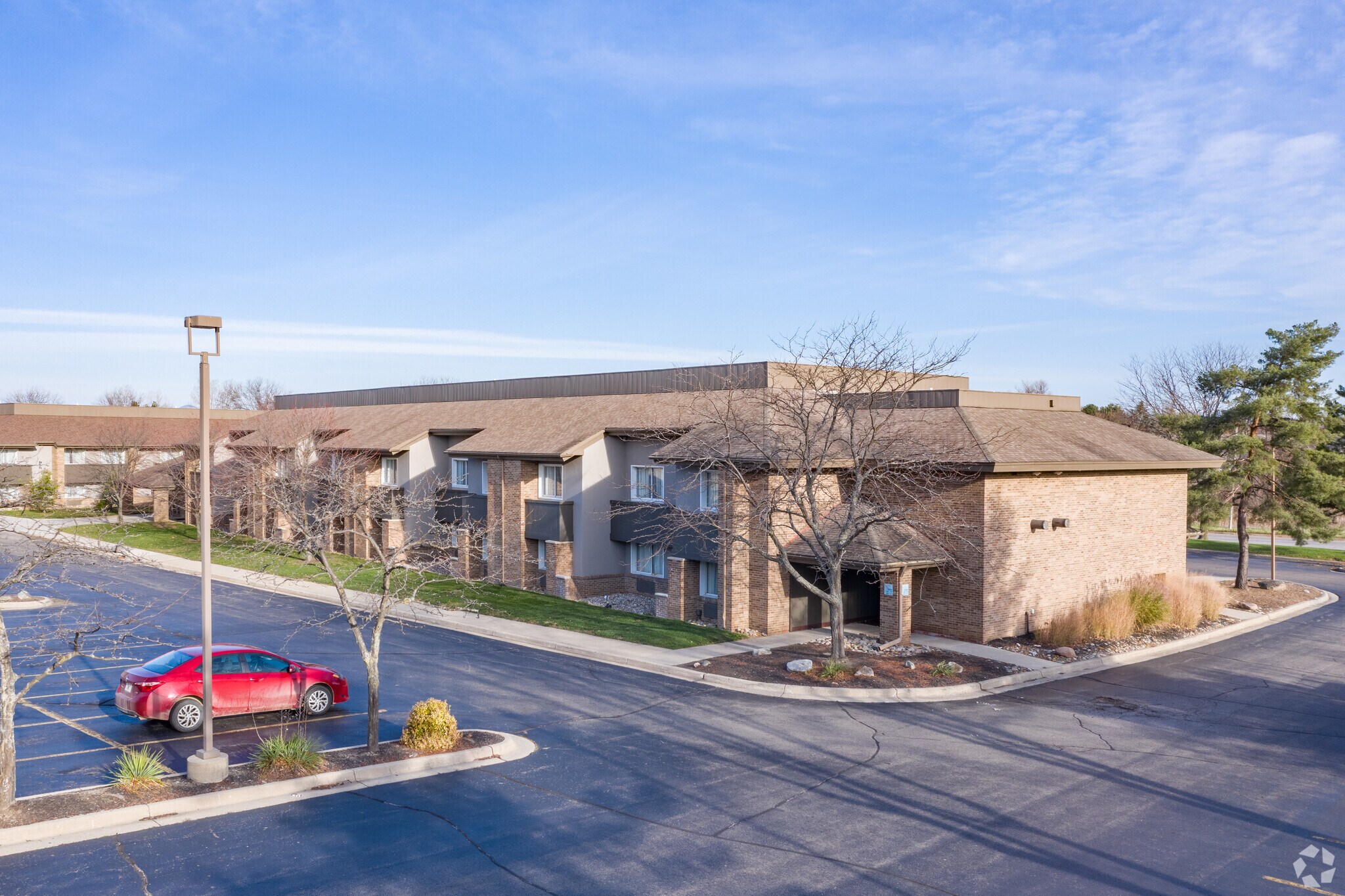 2209 University Park Dr, Okemos, MI for sale Primary Photo- Image 1 of 1