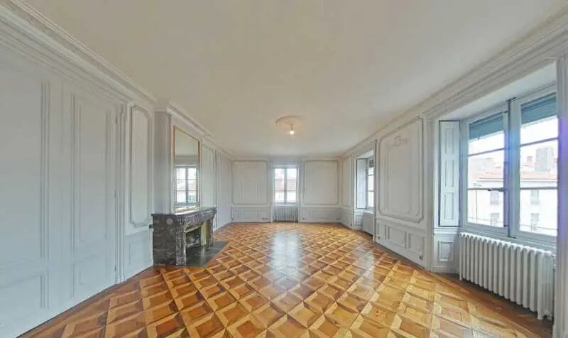 Office in Lyon for lease - Interior Photo - Image 1 of 10