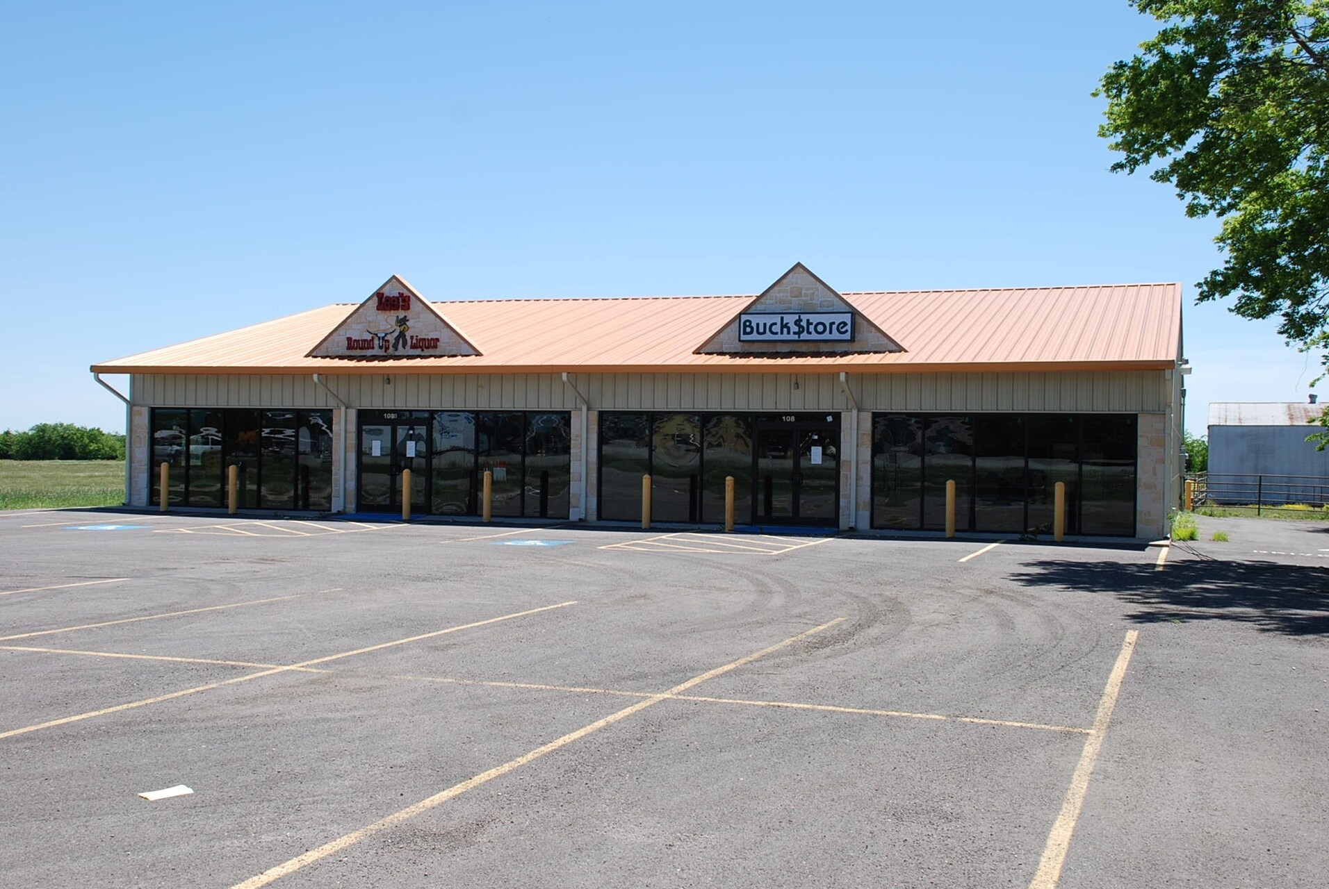 110 W Interstate 30, Cumby, TX for sale Primary Photo- Image 1 of 1