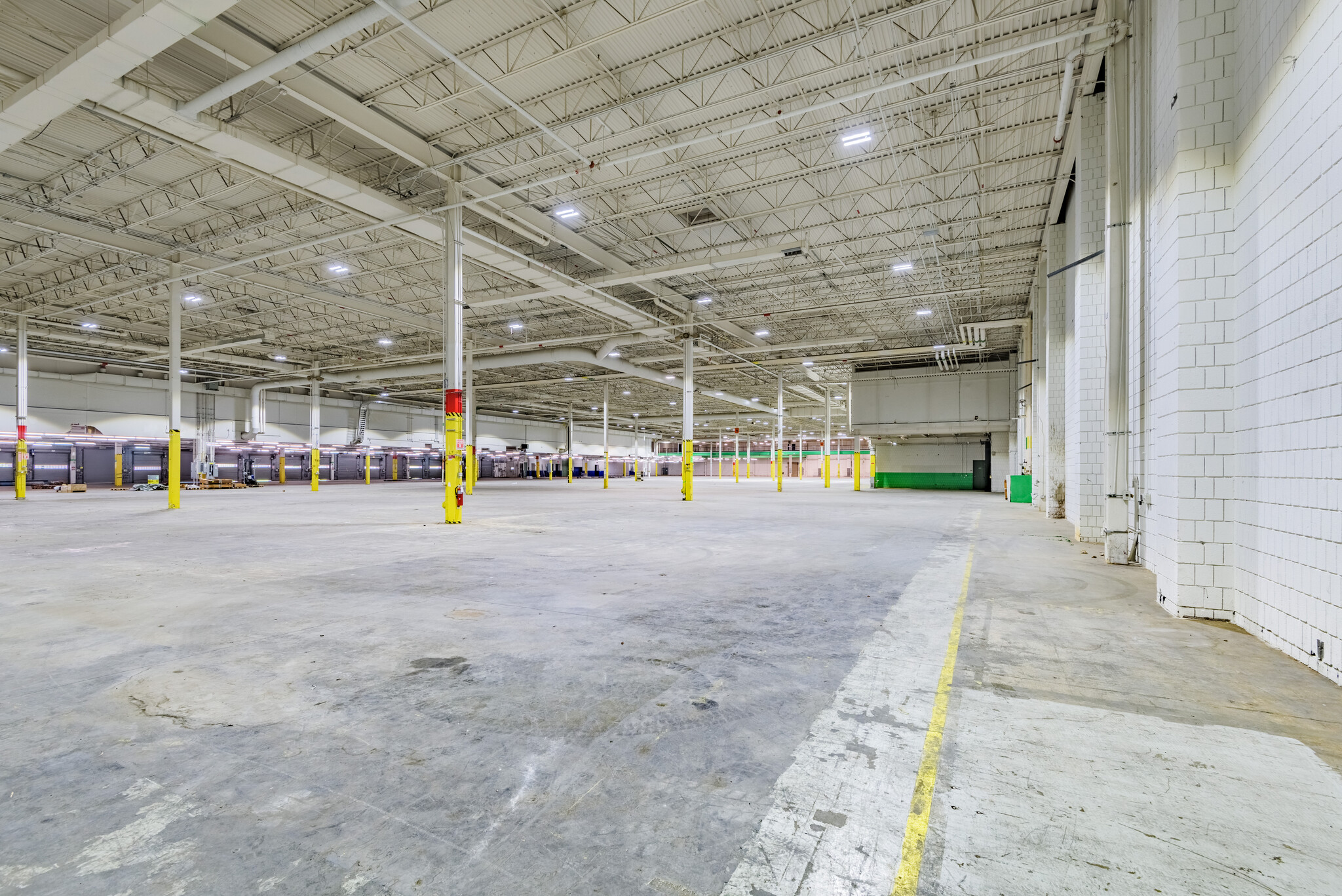 7345 IBM Dr, Charlotte, NC for lease Interior Photo- Image 1 of 3