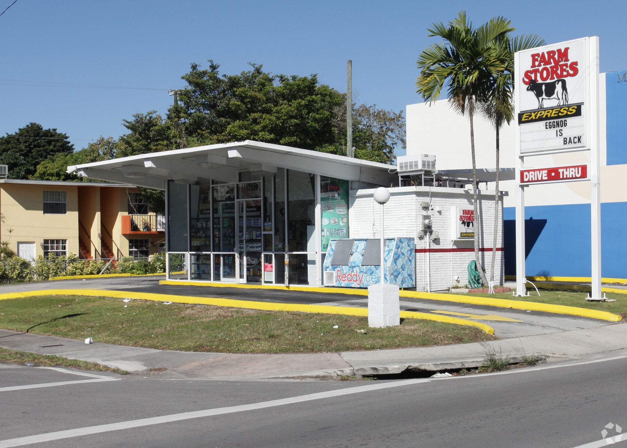 2756 NW 37th Ave, Coconut Grove, FL for sale Primary Photo- Image 1 of 7