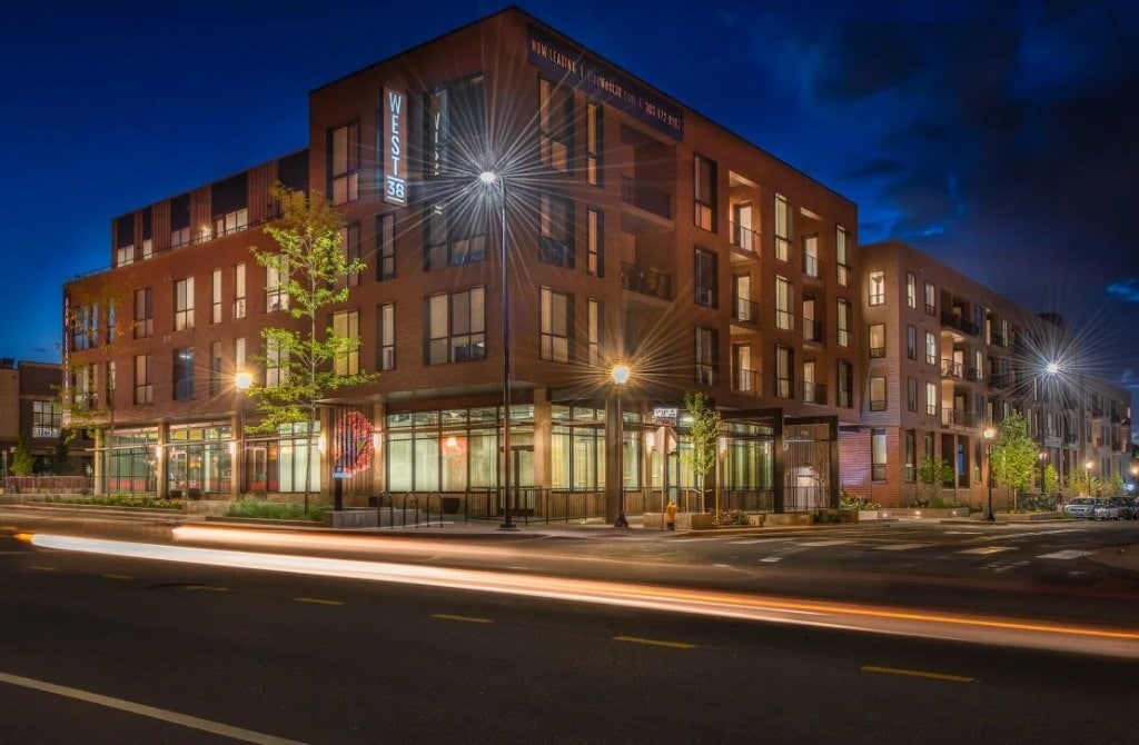 7333 W 38th Ave, Wheat Ridge, CO for lease Primary Photo- Image 1 of 57