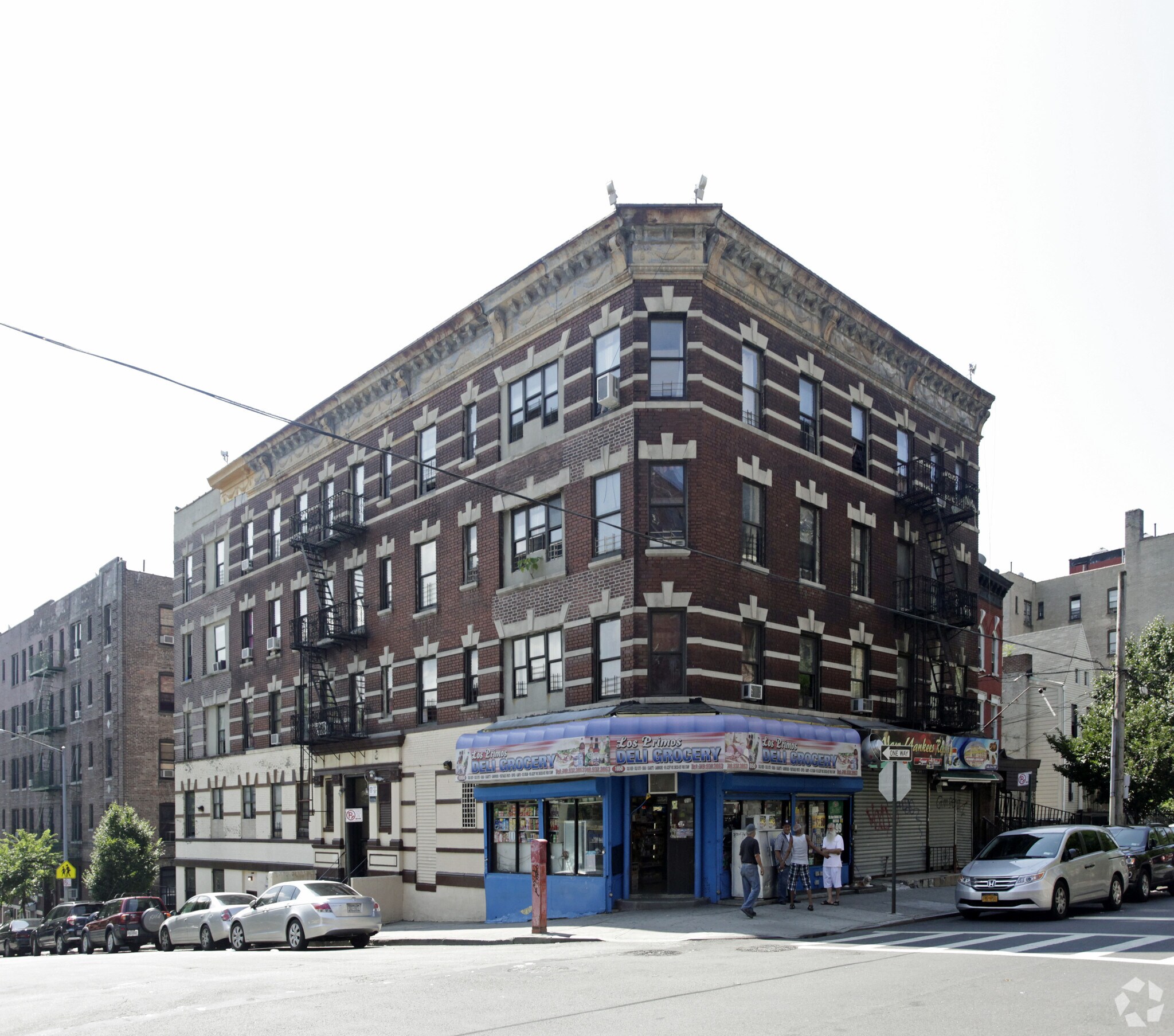 74 W 165th St, Bronx, NY for lease Primary Photo- Image 1 of 7