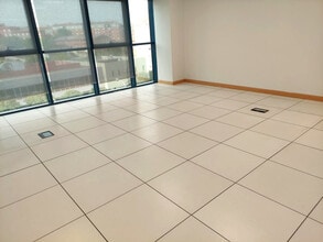 Office in Toledo, Toledo for lease Interior Photo- Image 2 of 17