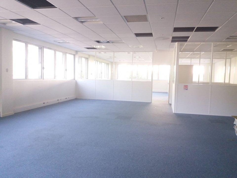 Office in Moirans for lease Interior Photo- Image 1 of 5