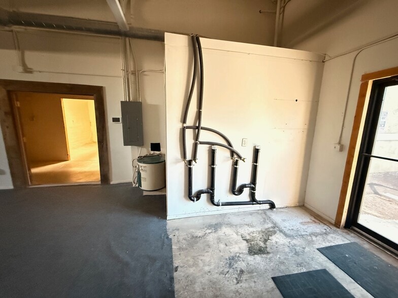 1310-1340 E 8th St, Tempe, AZ for lease - Building Photo - Image 3 of 5