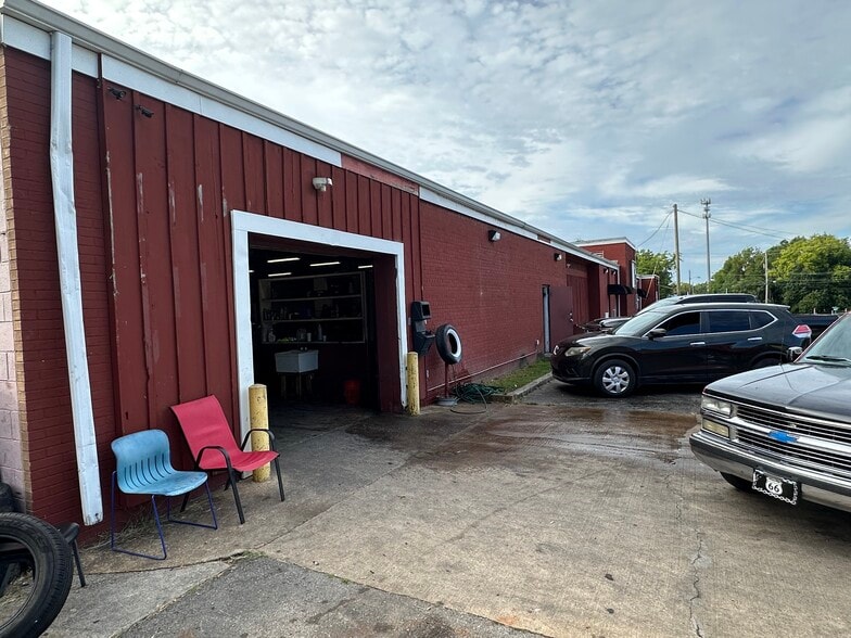 2211 Windsor St, Chattanooga, TN for sale - Building Photo - Image 3 of 80