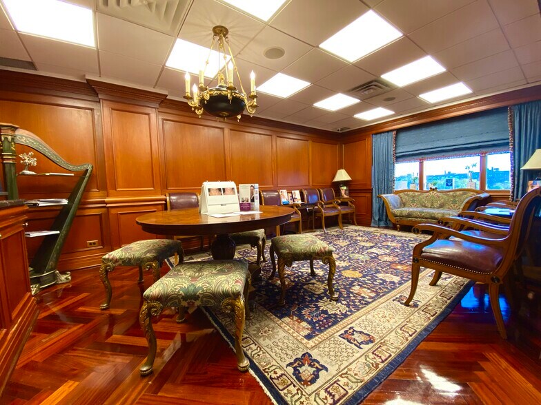 1523 Voorhies Ave, Brooklyn, NY for sale - Interior Photo - Image 2 of 5