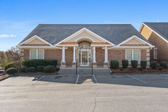 300-390 Racetrack Rd, Mcdonough, GA for lease Building Photo- Image 2 of 24