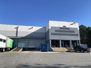3655 Atlanta Industrial Dr NW, Atlanta, GA for lease Interior Photo- Image 1 of 8