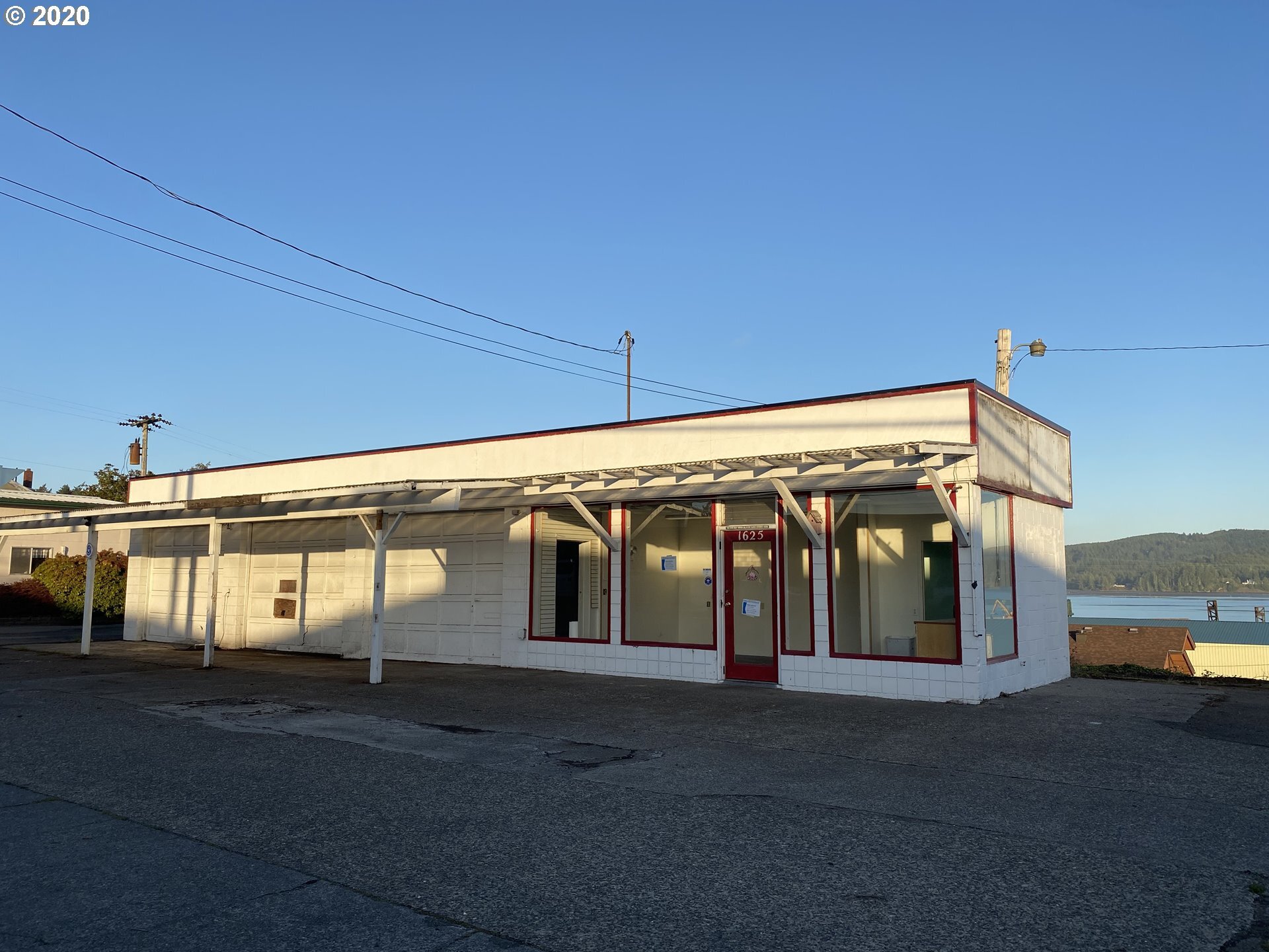 1625 Sherman Ave, North Bend, OR for sale Building Photo- Image 1 of 1