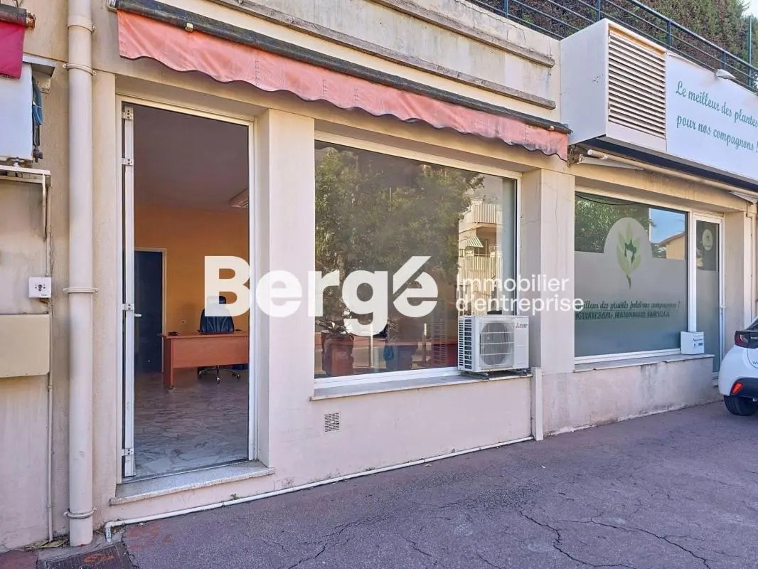 Retail in Cannes for sale Building Photo- Image 1 of 5