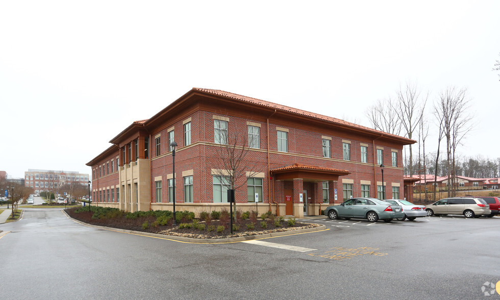 13801 St. Francis Blvd, Midlothian, VA for lease - Building Photo - Image 3 of 7