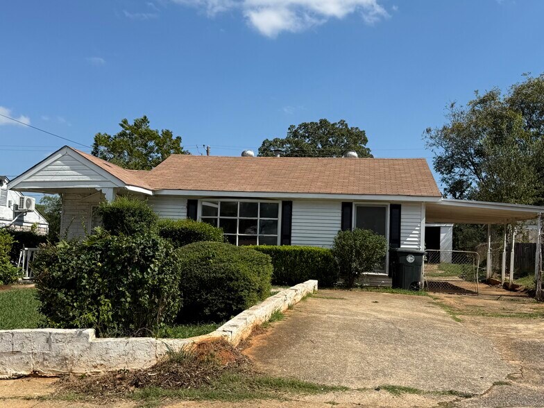 212 Flora St SW, Birmingham, AL for sale - Primary Photo - Image 1 of 1