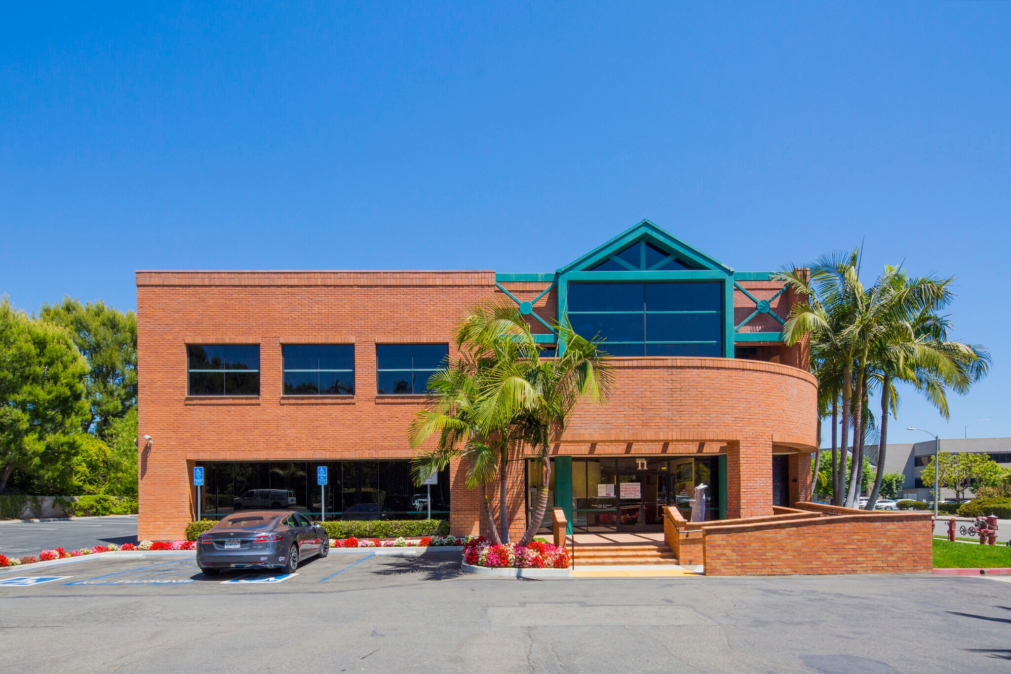 11 Mareblu, Aliso Viejo, CA for sale Primary Photo- Image 1 of 11